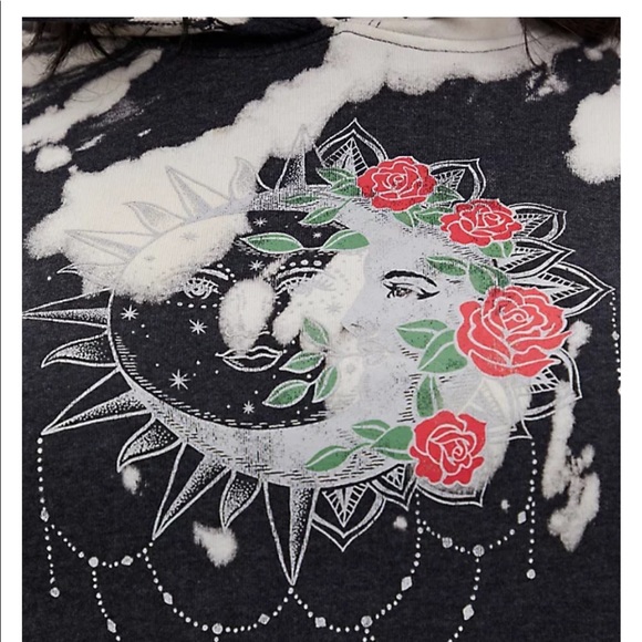 Torrid Hoodie 2 - Picture 4 of 9